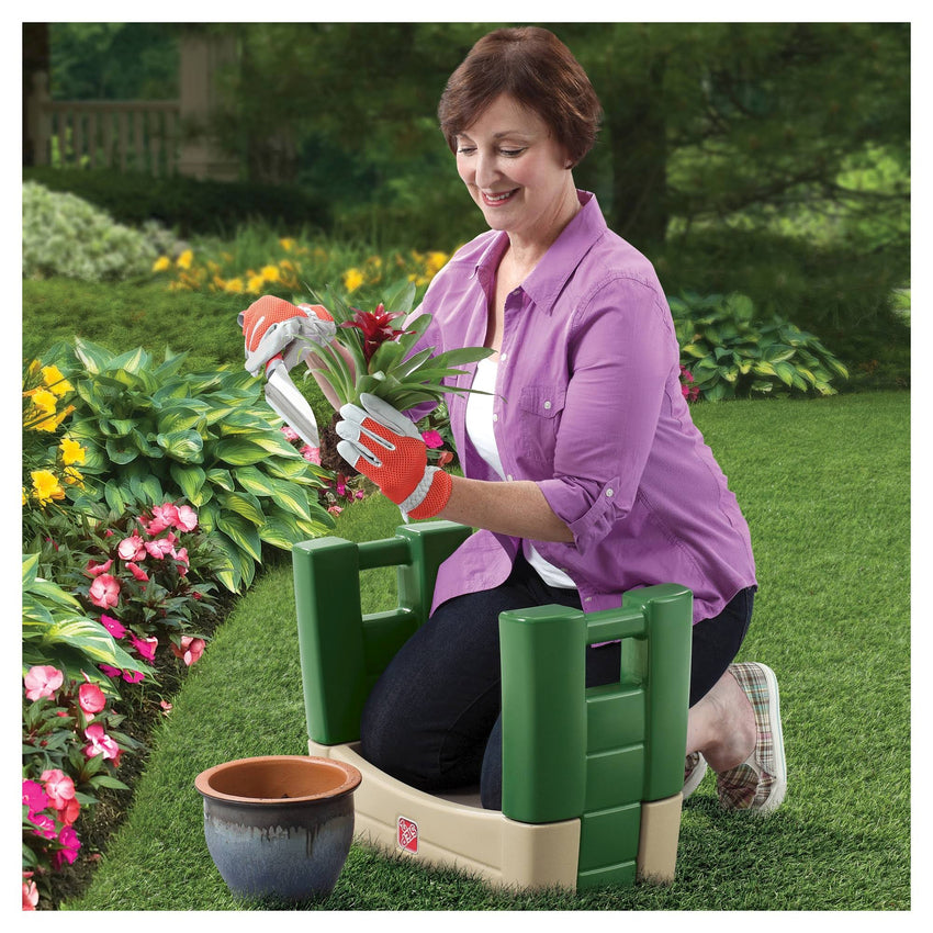 Step 2 Garden Kneeler Seat. Green